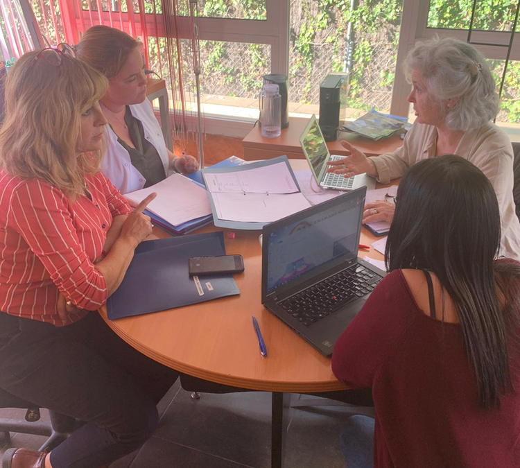 FORMANDO A LOS GRUPOS DE APOYO